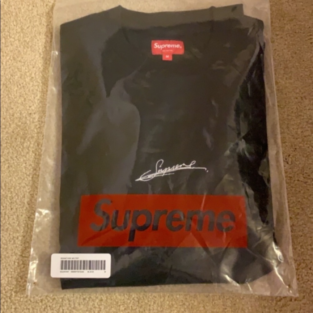 Supreme Short sleeve shirt